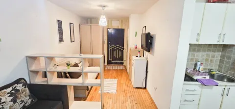 Prodaja, dvosoban stan, 63m², Blok 5, Podgorica - image 12