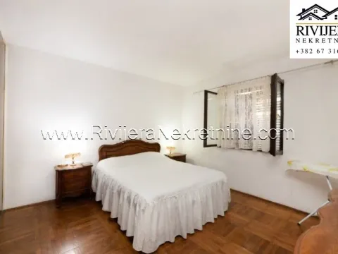 Prodaja, kuća, 216m², Igalo, Herceg Novi - image 2