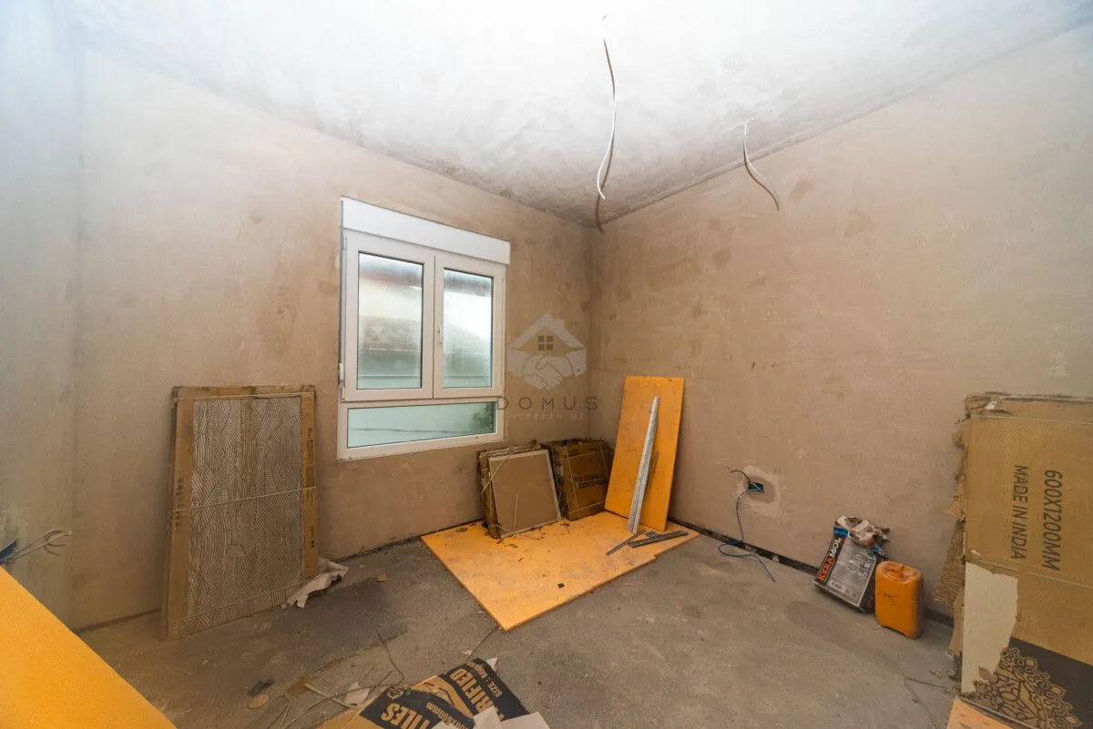 Prodaja, jednosoban stan, 55m², Momišići, Podgorica