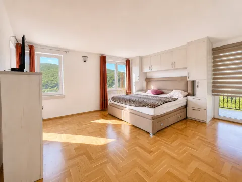 Rent, house, 200m², Krimovica, Kotor - image 12