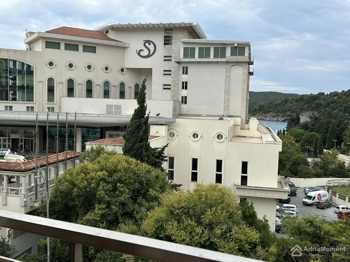 Sale, two bedroom apartment, 84m², Bečići, Budva