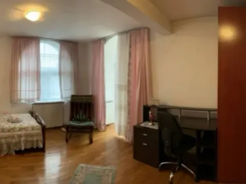 Izdavanje, kuća, 160m², Zvezdarska Šuma, Zvezdara Sve Podlokacije - image 4