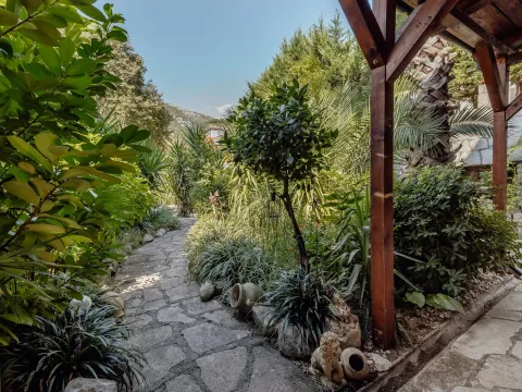 Prodaja, kuća, 240m², Risan, Kotor - image 21