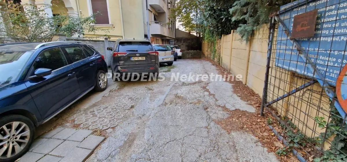 Prodaja, trosoban stan, 84m², Crveni Krst, Beograd