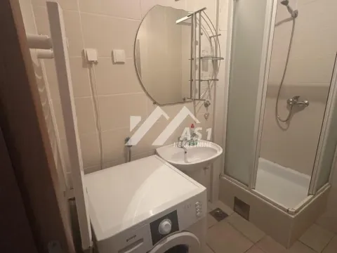 Izdavanje, stan, 27m², Bulevar Evrope, Novi Sad Sve Podlokacije - image 6