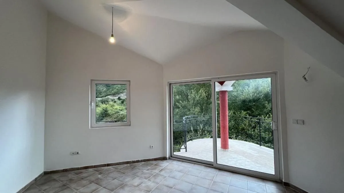 Sale, house, 79m², Glavati, Kotor