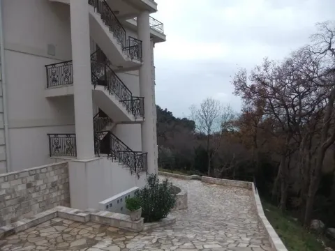 Prodaja, trosoban stan, 88m², Petrovac, Budva - image 5