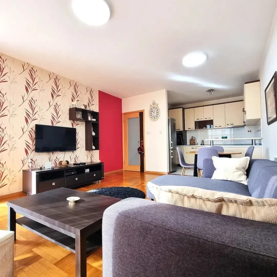 Rent, three bedroom apartment, 84m², Pobrežje, Podgorica