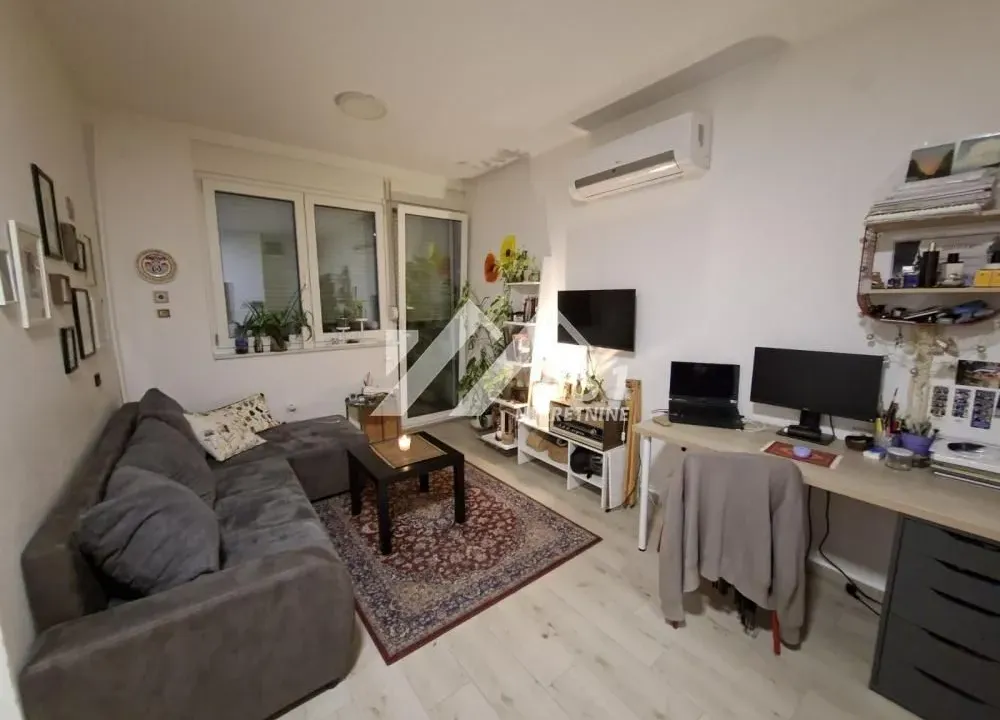 Izdavanje, jednosoban stan, 35m², Novi Sad Sve Podlokacije, Novi Sad