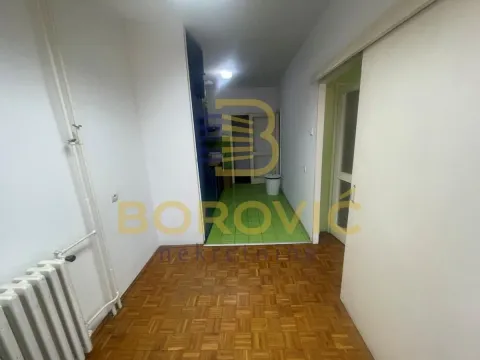 Izdavanje, trosoban stan, 76m², Novi Beograd Blok 30, Novi Beograd Sve Podlokacije - image 3