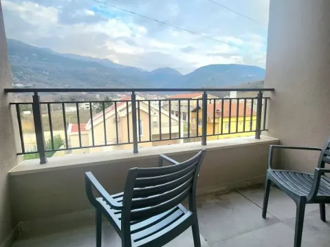 Izdavanje, dvosoban stan, 73m², Lastva Grbaljska, Kotor - image 8