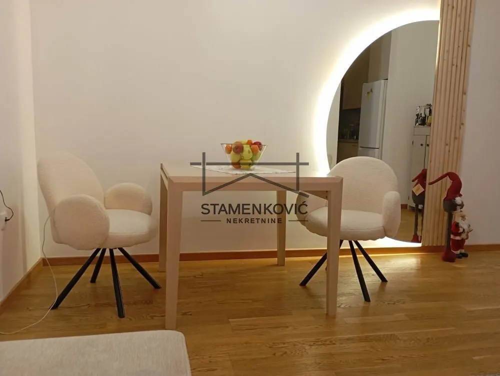 Prodaja, dvosoban stan, 41m², Socijalno, Novi Sad Sve Podlokacije