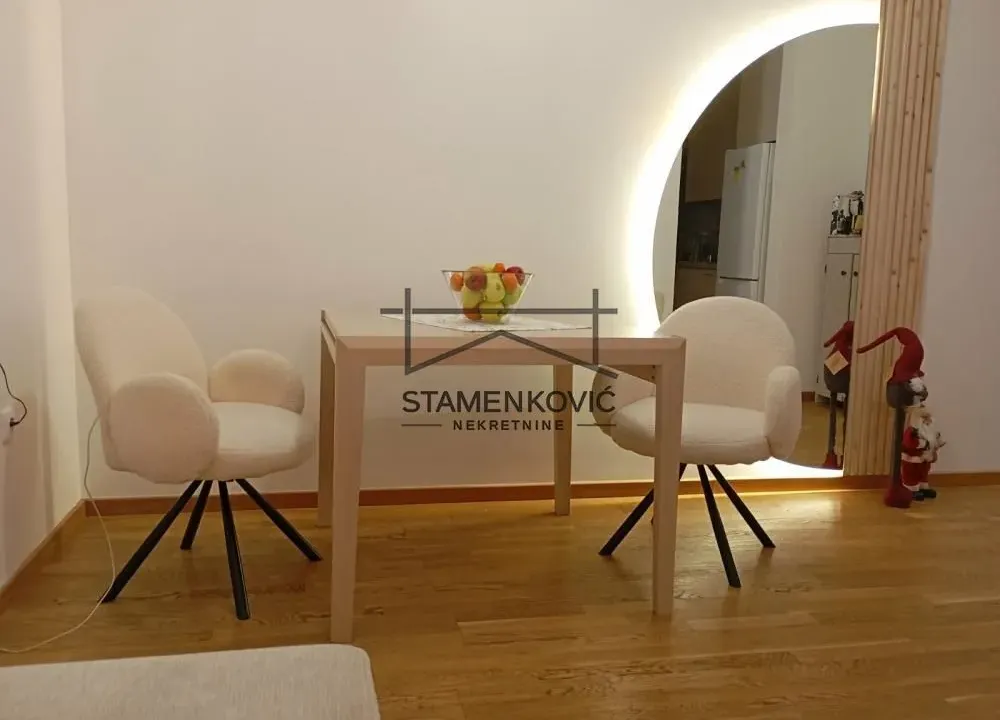 Prodaja, dvosoban stan, 41m², Socijalno, Novi Sad Sve Podlokacije