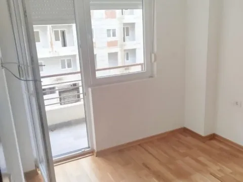 Izdavanje, dvosoban stan, 58m², Zabjelo, Podgorica - image 3