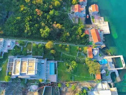 Prodaja, kuća, 770m², Tivat, Crna Gora - image 5