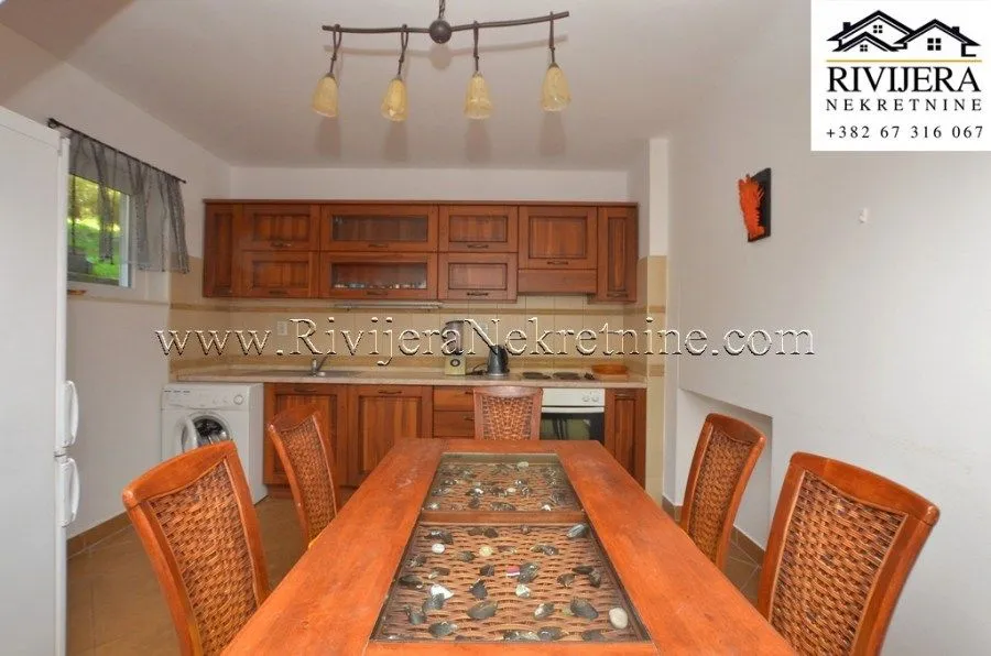 Prodaja, dvosoban stan, 79m², Centar, Herceg Novi