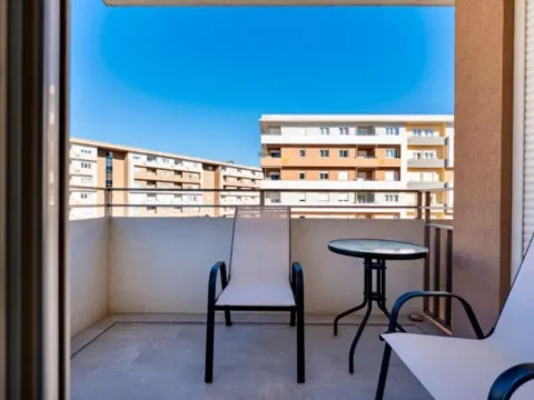 Izdavanje, dvosoban stan, 68m², Central Point, Podgorica - image 6