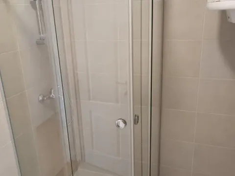 Izdavanje, garsonjera, 41m², Grbavica, Novi Sad Sve Podlokacije - image 5