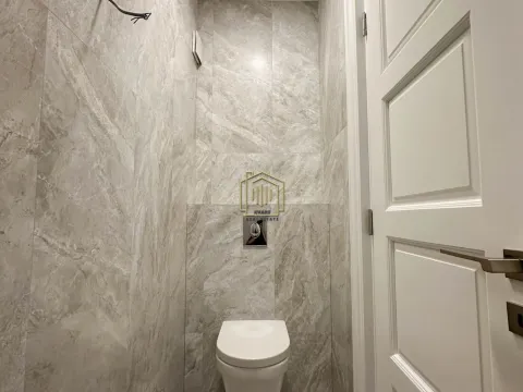 Izdavanje, poslovni prostor, 83m², City Kvart, Podgorica - image 11