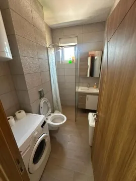 Rent, one bedroom apartment, 52m², Stari Aerodrom, Podgorica - image 6