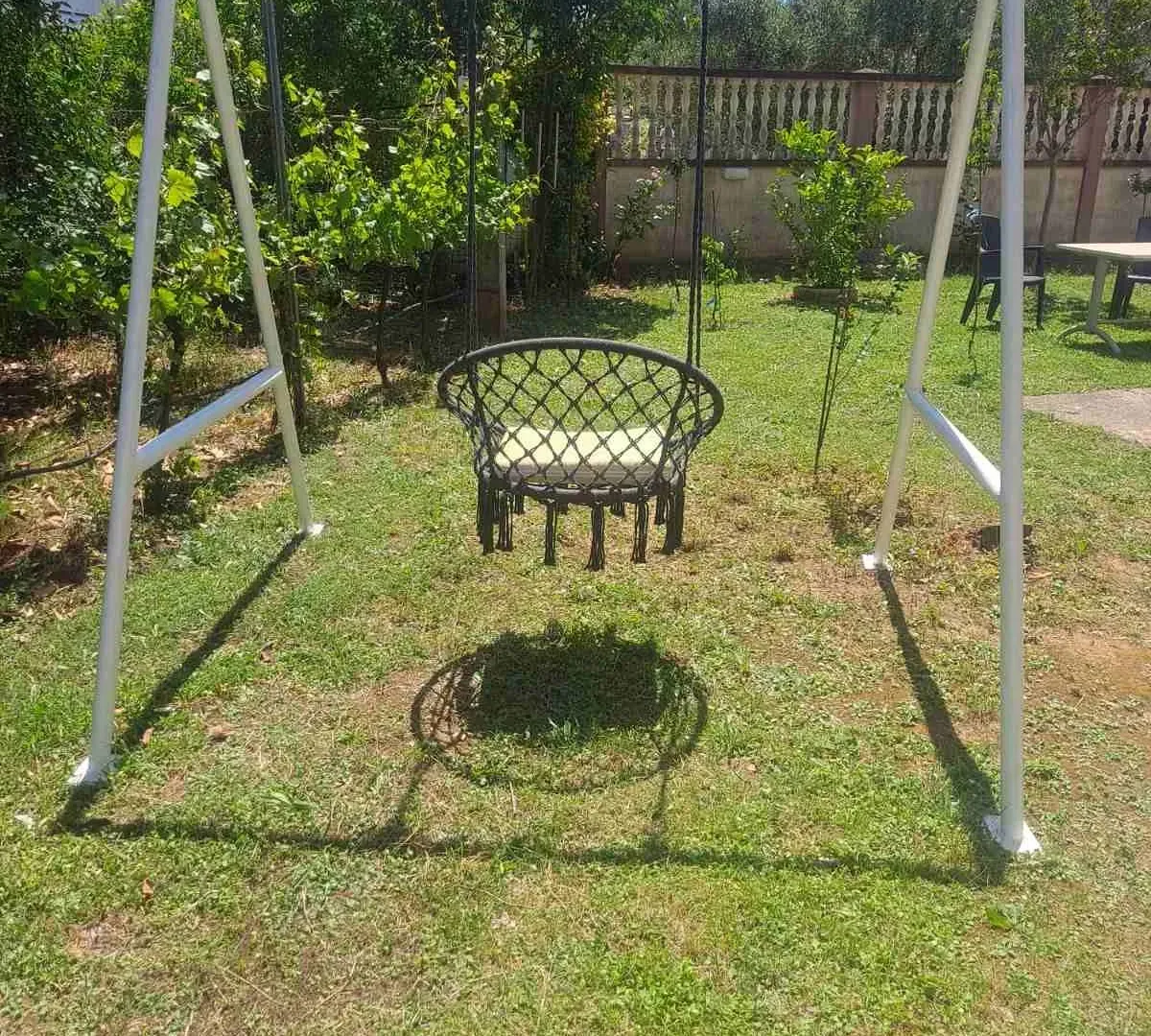 Izdavanje, trosoban stan, 130m², Stari Aerodrom, Podgorica