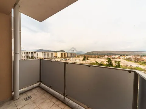 Izdavanje, jednosoban stan, 49m², City Kvart, Podgorica - image 10