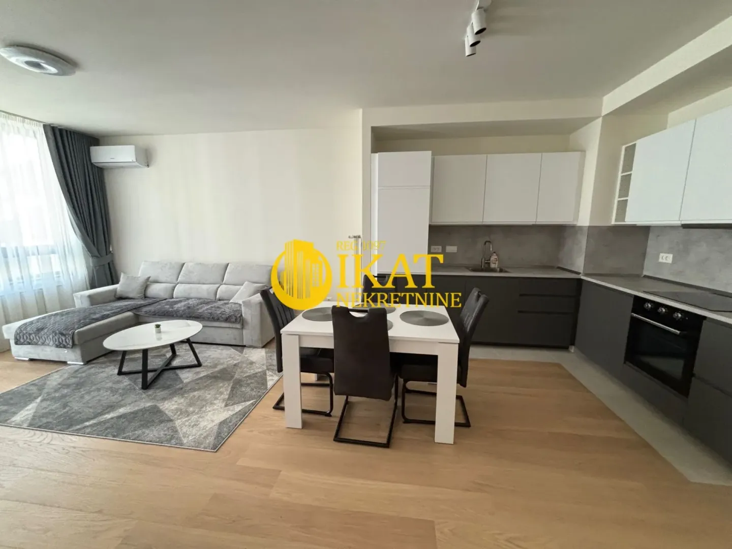 Rent, two bedroom apartment, 56m², Savski Venac, Beograd