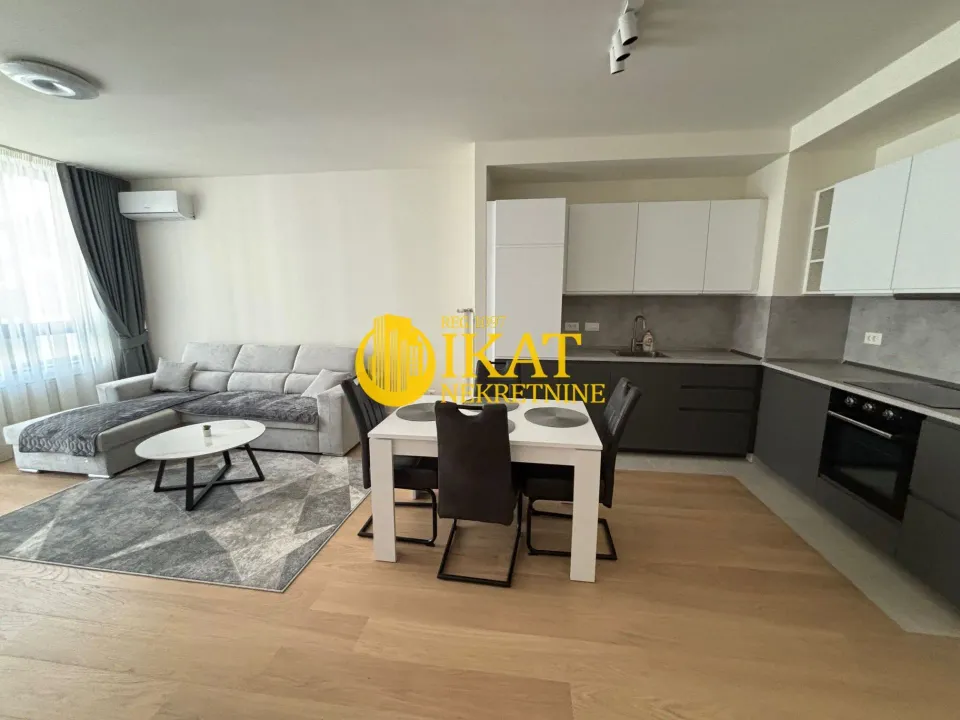 Rent, two bedroom apartment, 56m², Savski Venac, Beograd