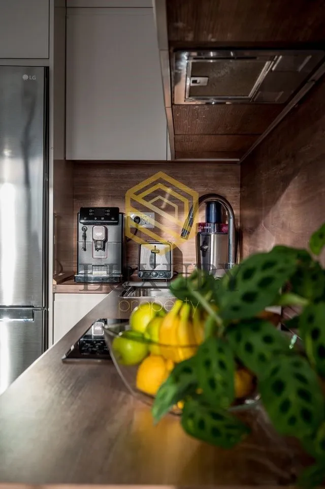 Prodaja, dvosoban stan, 63m², Pod Kuk, Tivat