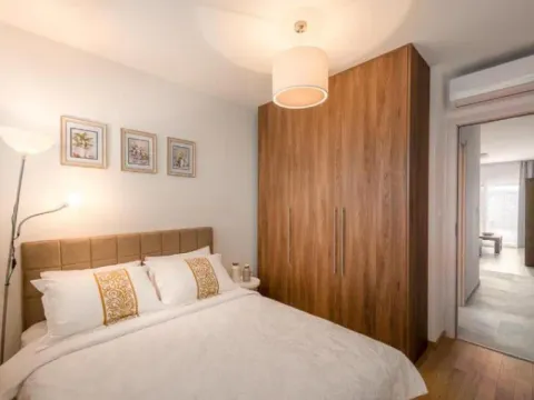 Izdavanje, dvosoban stan, 60m², Bečići, Budva - image 5