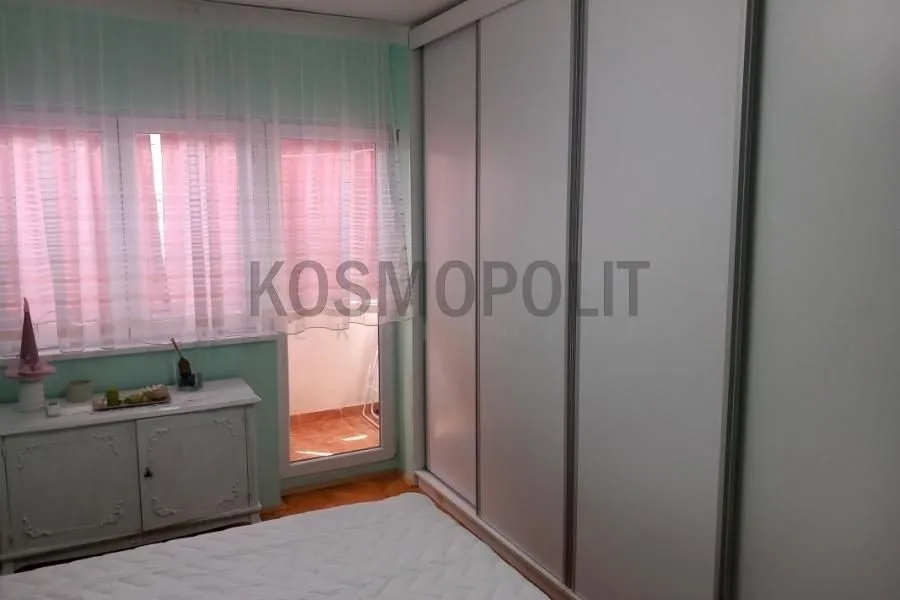 Rent, two bedroom apartment, 50m², Bajlonijeva Pijaca, Beograd