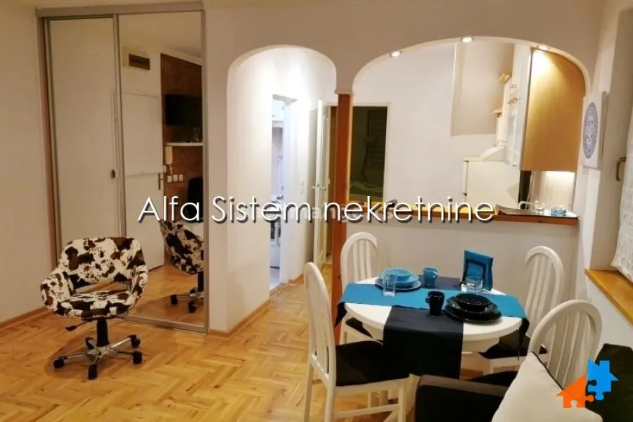 Rent, two bedroom apartment, 54m², Kalenić Pijaca, Vračar Sve Podlokacije