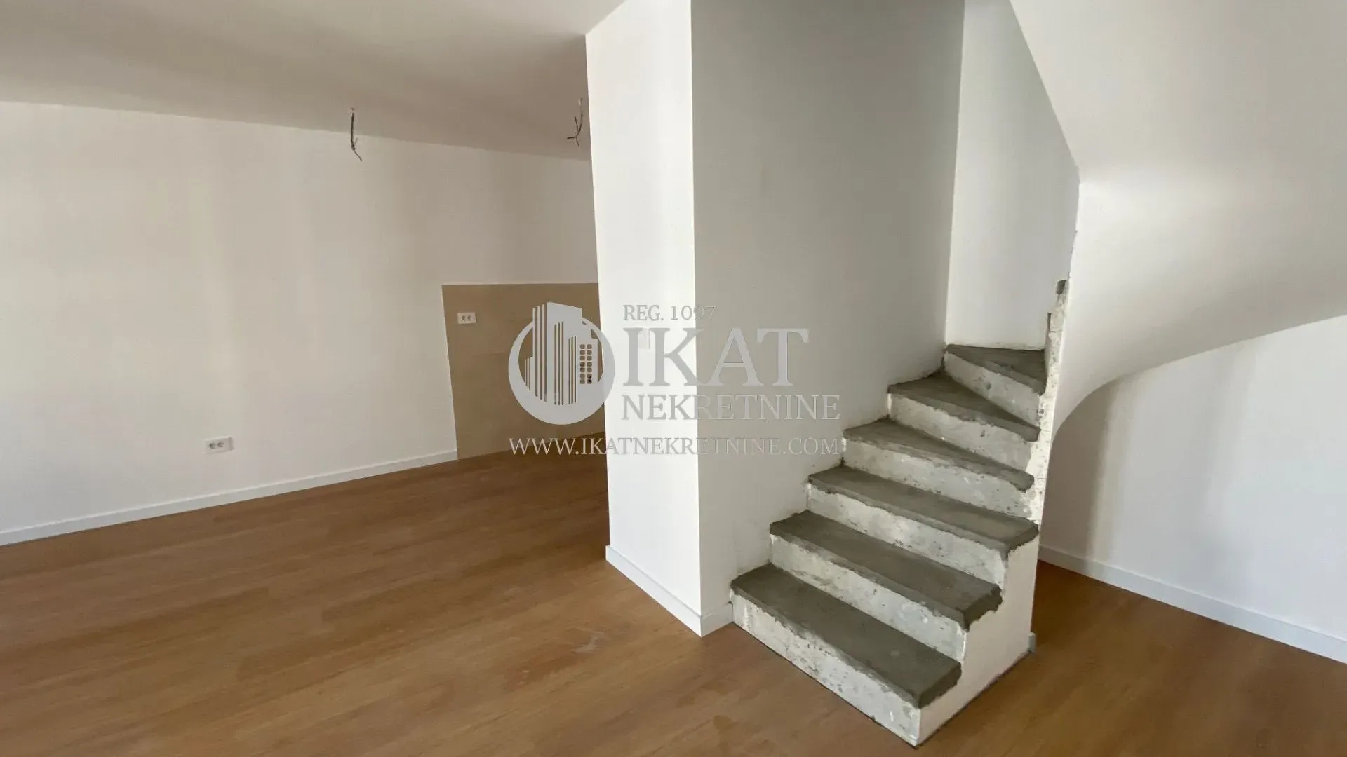 Sale, apartment, 162m², Dušanovac, Voždovac Sve Podlokacije