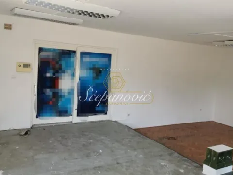 Rent, office space, 300m², Salajka, Novi Sad Sve Podlokacije - image 3