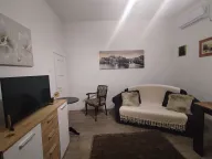 Izdavanje, dvosoban stan, 45m², Slavija, Vračar Sve Podlokacije - image 2