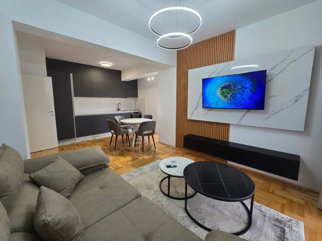 Izdavanje, dvosoban stan, 65m², Tuški Put, Podgorica