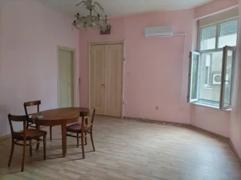 Izdavanje, trosoban stan, 70m², Centar, Smederevo - image 6