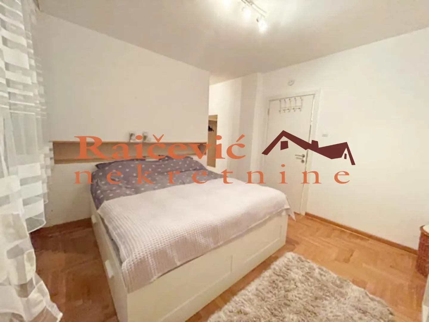Prodaja, dvosoban stan, 62m², Vračar Hram, Vračar Sve Podlokacije