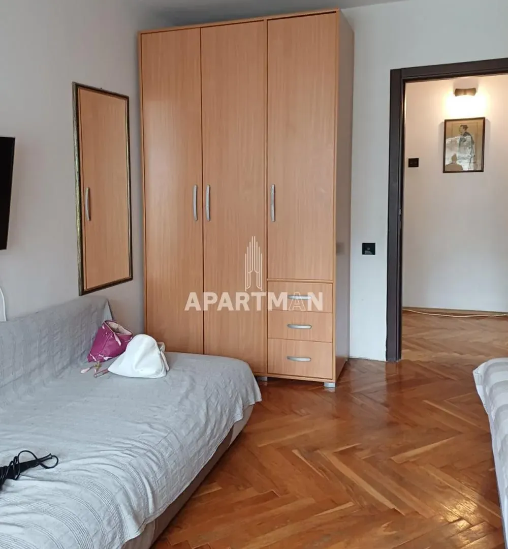Prodaja, trosoban stan, 68m², Stari Grad, Beograd