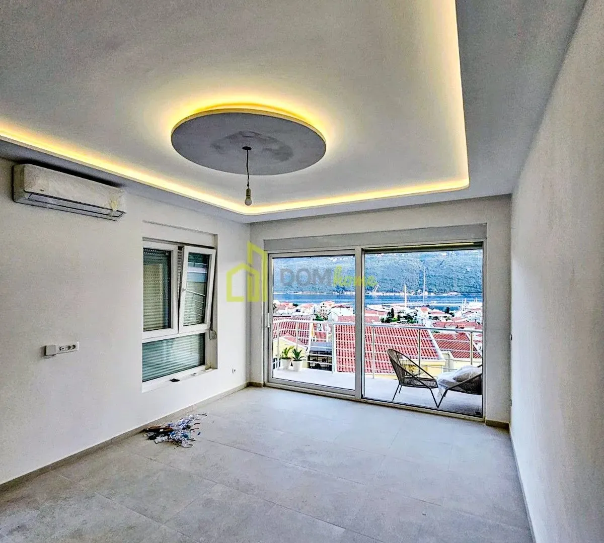 Prodaja, dvosoban stan, 70m², Đenovići, Herceg Novi