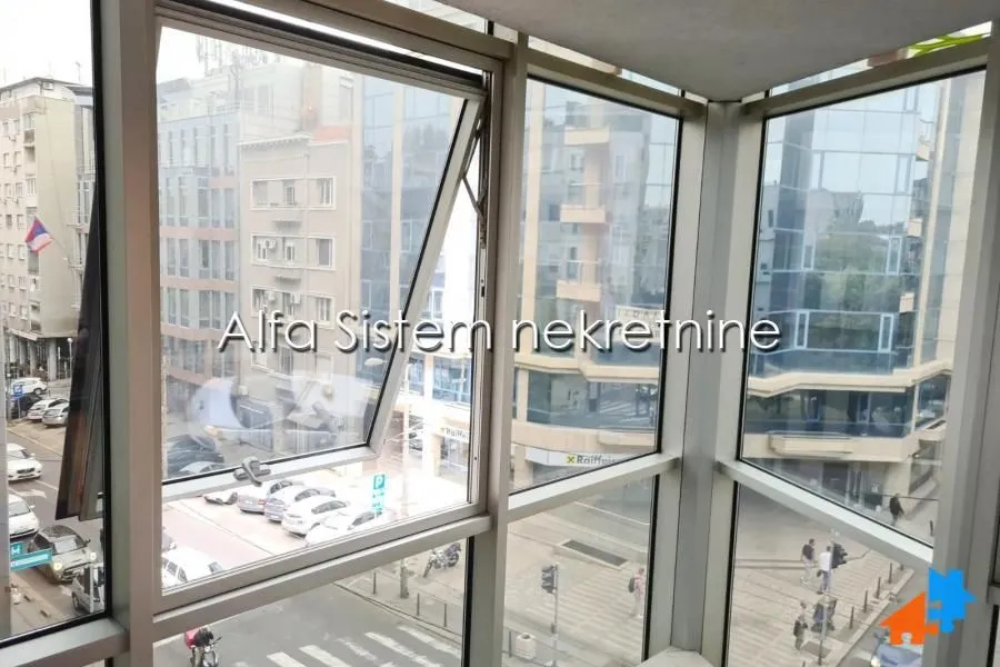 Rent, three bedroom apartment, 82m², Vračar Hram, Vračar Sve Podlokacije