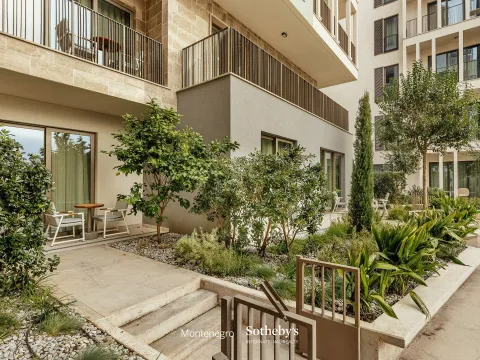 Prodaja, garsonjera, 73m², Porto Montenegro, Tivat - image 14