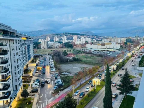 Izdavanje, jednosoban stan, 48m², Central Point, Podgorica - image 8