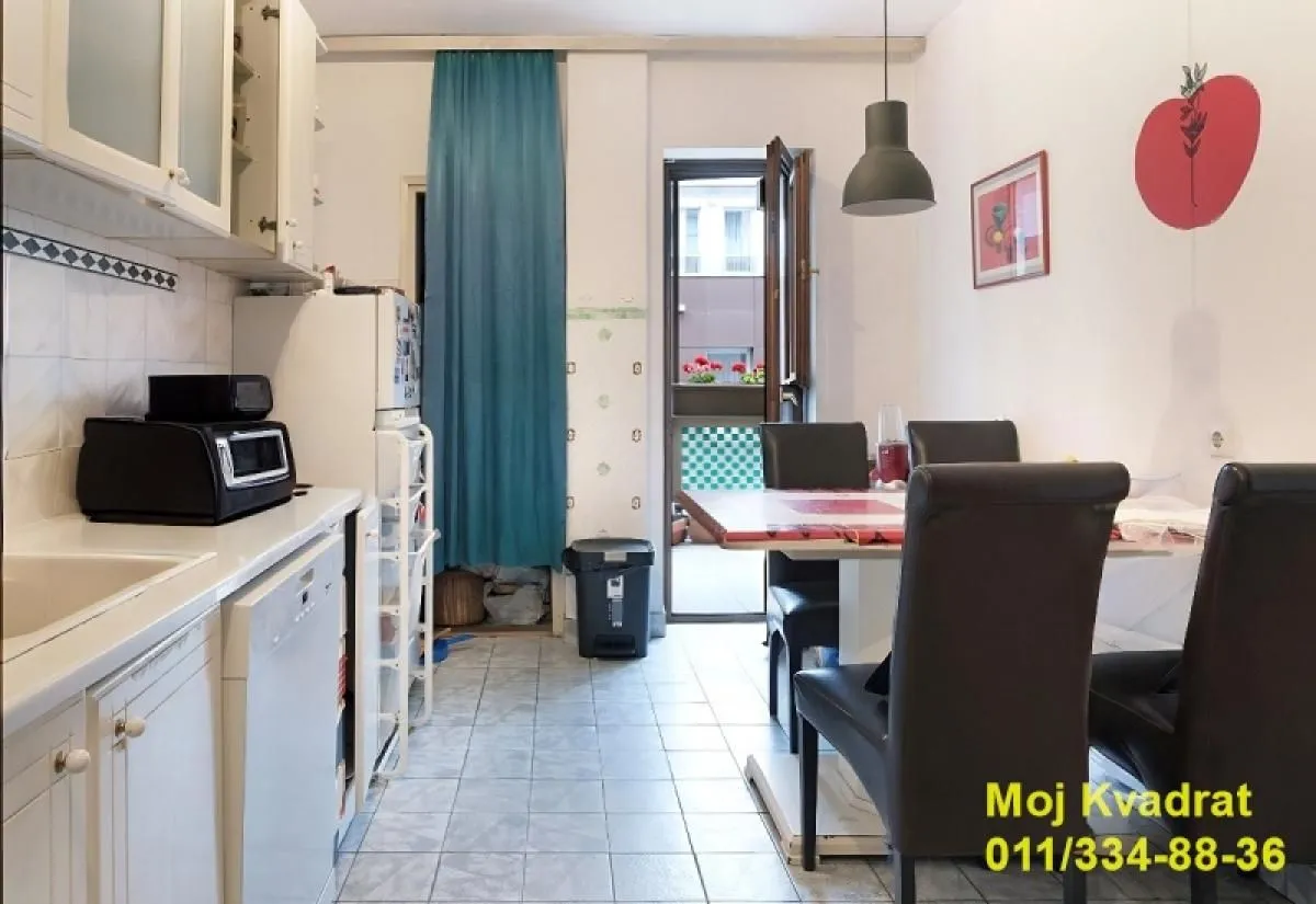 Sale, four bedroom apartment, 137m², Savski Venac, Beograd