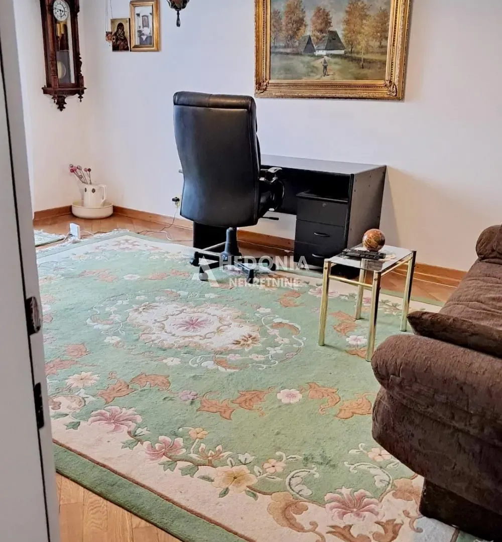 Rent, two bedroom apartment, 65m², Stari Grad, Beograd