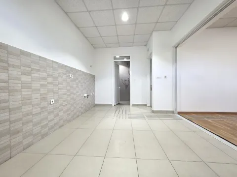 Rent, office space, 180m², Stara Varoš, Podgorica - image 6