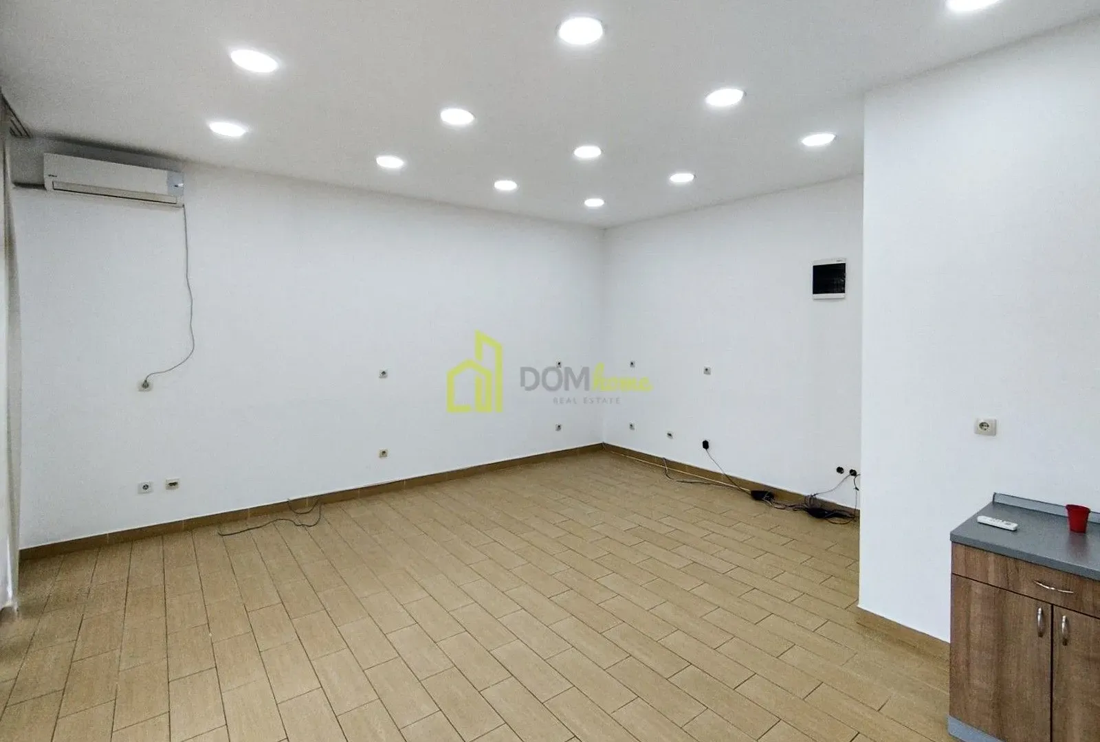 Izdavanje, poslovni prostor, 31m², Podgorica, Crna Gora