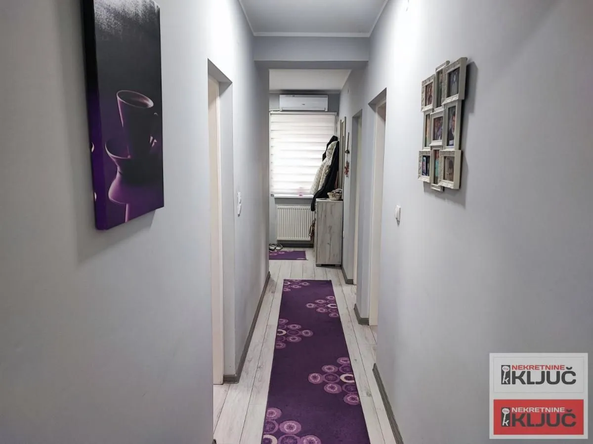 Prodaja, trosoban stan, 68m², Vidovdansko naselje, Novi Sad Sve Podlokacije