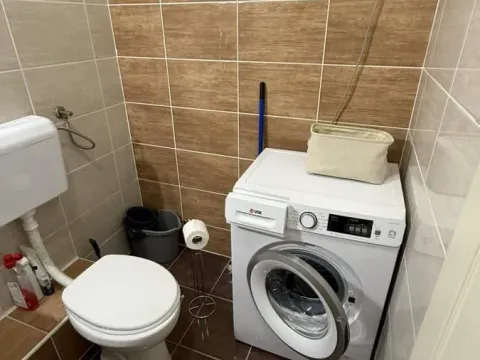 Izdavanje, dvosoban stan, 45m², Rotkvarija, Novi Sad Sve Podlokacije - image 9