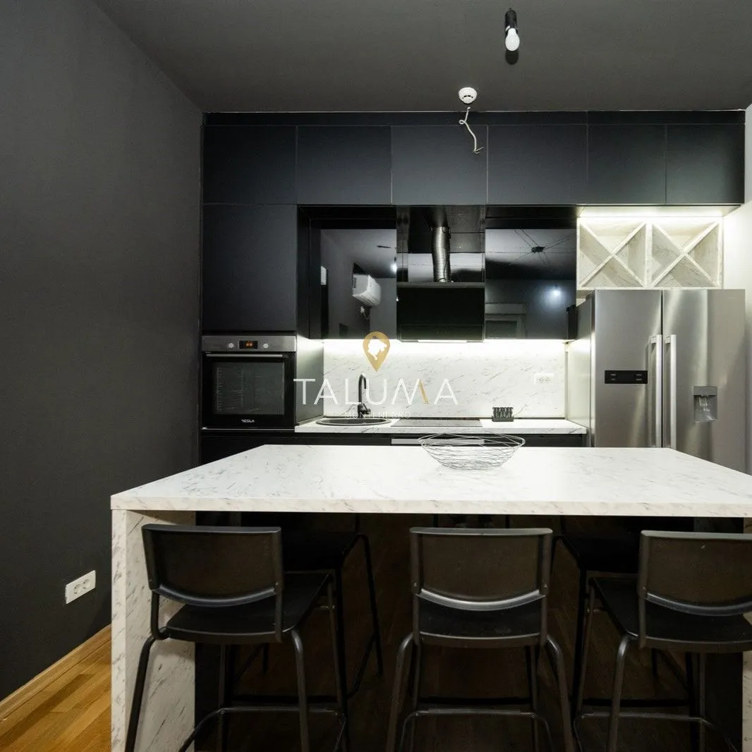 Izdavanje, jednosoban stan, 63m², Momišići, Podgorica